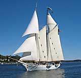 Schooner Mary Dail under sail
